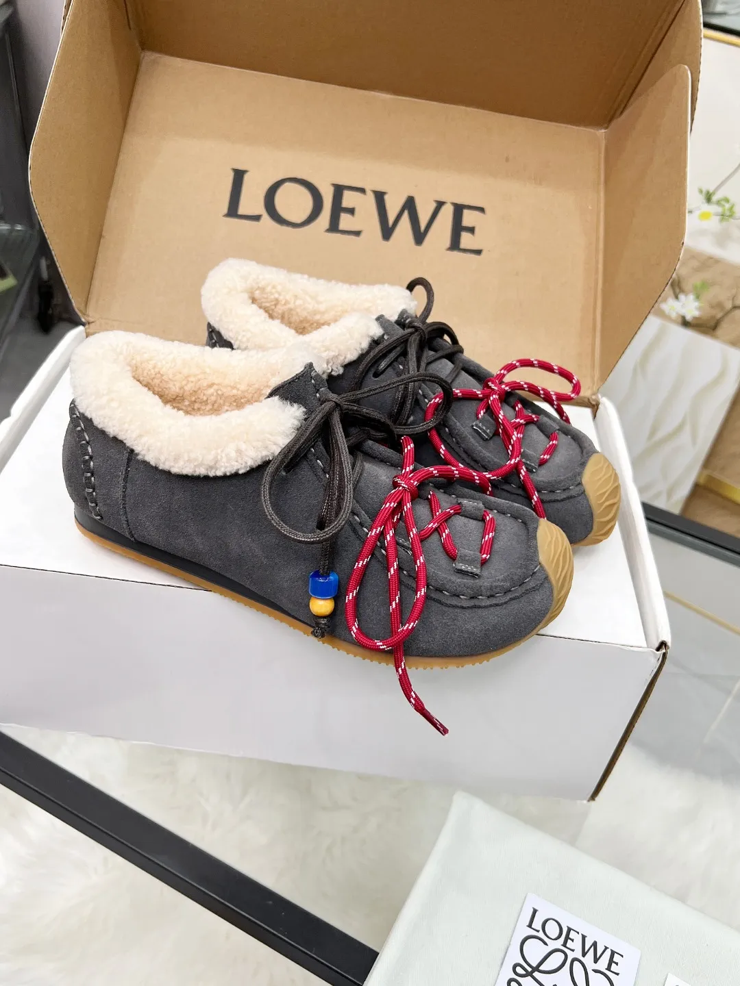 👟👟Ex-factory price 480👟👟 2025 autumn and winter Maoli new model, the same style as Wang Yibo! Kangaroo shoes, couple style Loewe Ballet Runner 2.0 sneakers, moral training shoes, new color matching retro series running shoes, standard size: 35–40